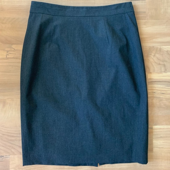 Fully Lined Perfect Grey Pencil Skirt: Mexx Metropolitan - Picture 1 of 12